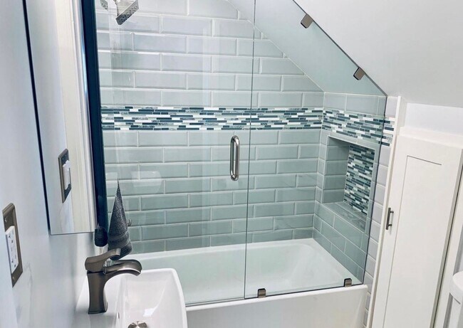 Building Photo - Wyomissing Schools Rental