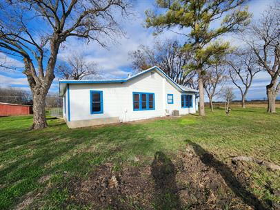 Building Photo - "Charming 3-Bedroom Home in LaCoste, TX – Cozy 1216 Sq Ft with Full Bath!"