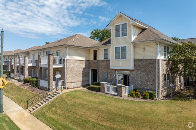 Building Photo - Uptown Village Apartments