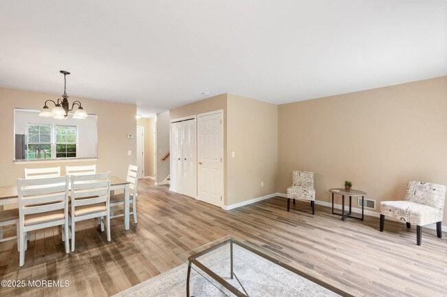 Building Photo - 119 Sandpiper Ln