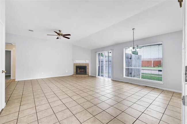 Building Photo - 2955 High Plains Dr