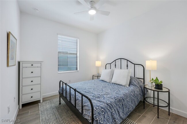 Building Photo - 13842 Hunter Oak Dr
