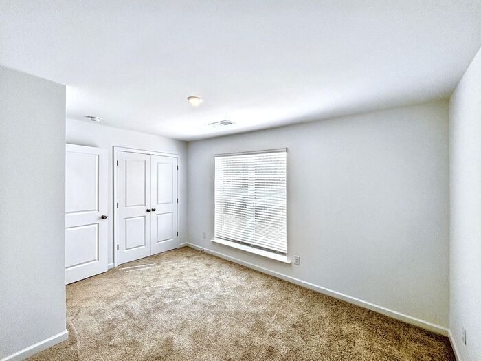 Building Photo - 4142 Tillie Cir