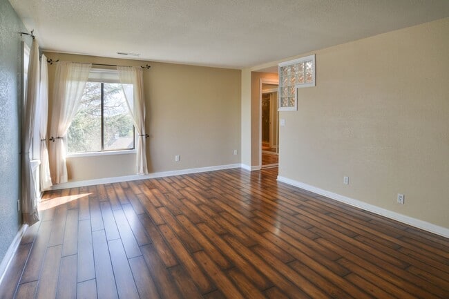 Building Photo - Incredible Peaceful View of the Valley 3 bed 2.5 bath 3 Car Garage