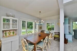 Building Photo - 208 Standish Rd