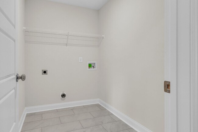 Building Photo - New Construction Ruby Floor Plan Near Exit 4