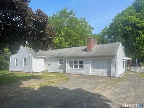 Building Photo - 521 Mill St