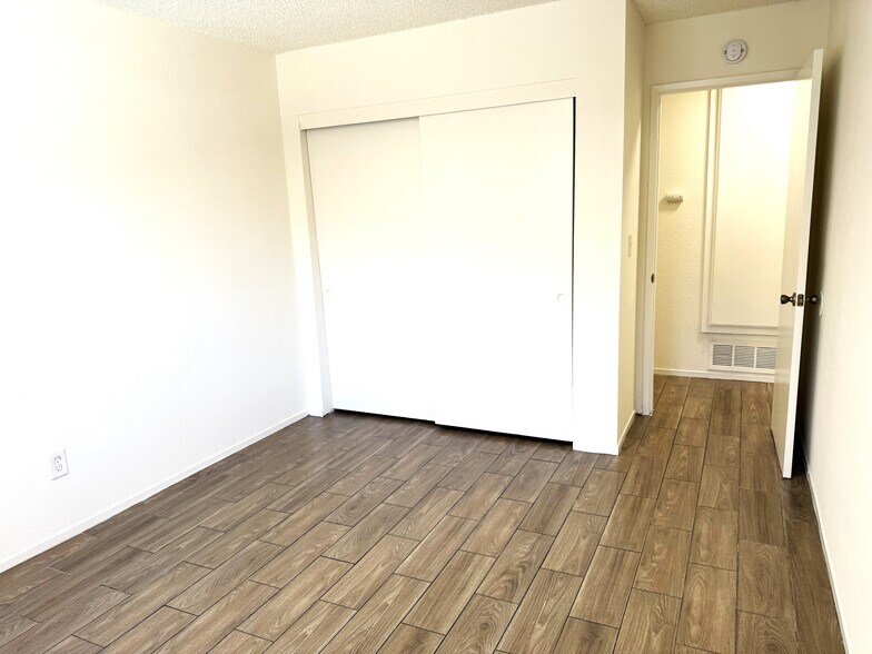 Building Photo - 16661 Blanton Ln
