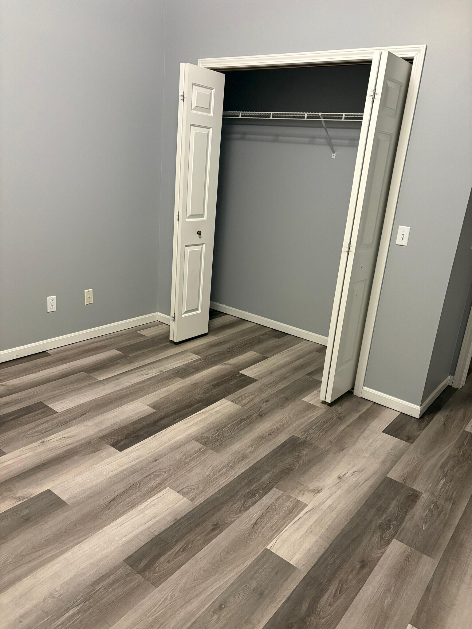 Building Photo - 1909 Crystal Ave