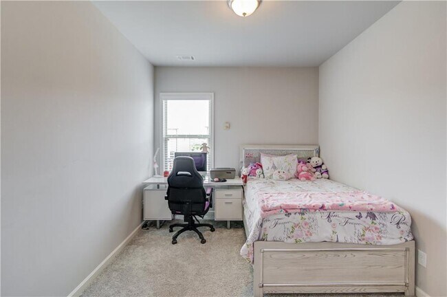 Building Photo - 404 Henson Farm Dr