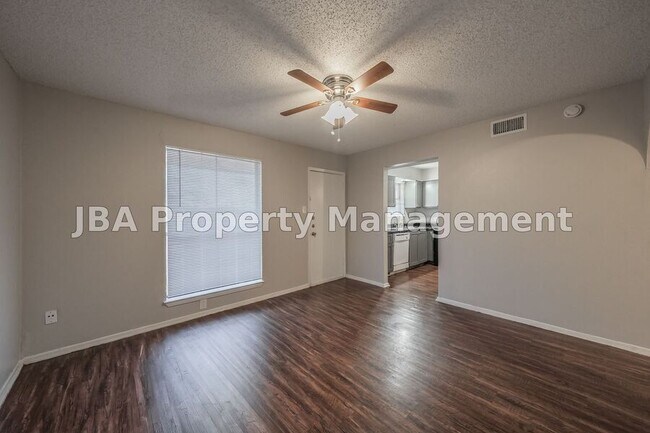 Building Photo - 1770 Farleigh Ct