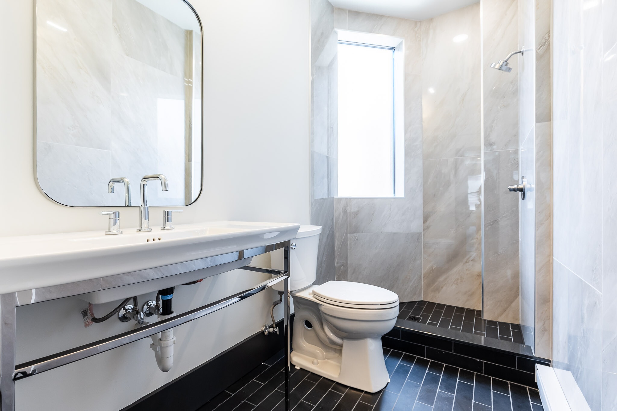 Bathroom - 728 E McMillan St