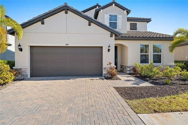 Building Photo - 4749 Antrim Dr