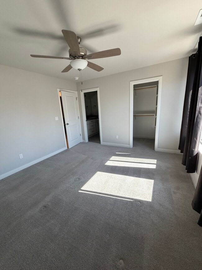 Building Photo - Newer Home in Crestview Crossing - Ideal Newberg location & a Neighborhood Park!