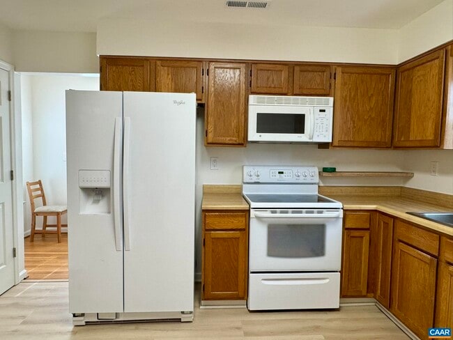 Building Photo - 3176 Crossfield Ln