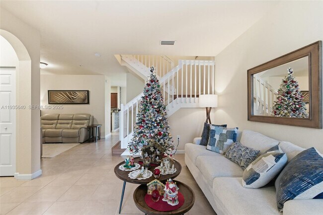 Building Photo - 165 Emerald Creek Terrace