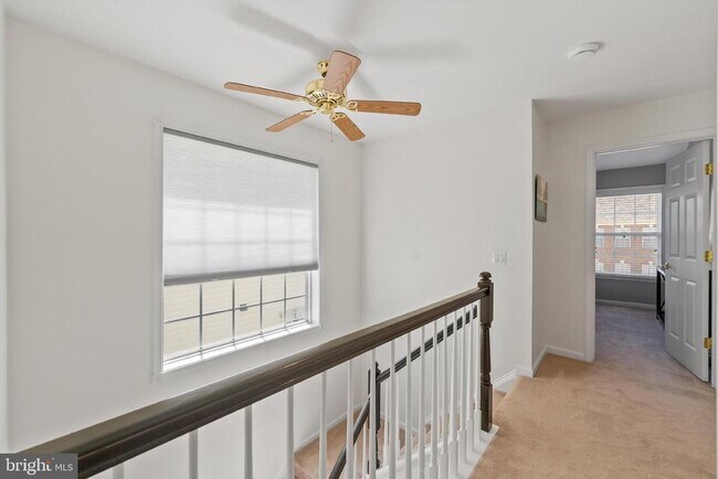 Building Photo - 43122 Shadow Terrace