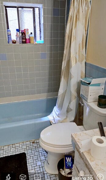 Building Photo - 124 Glenville Ave