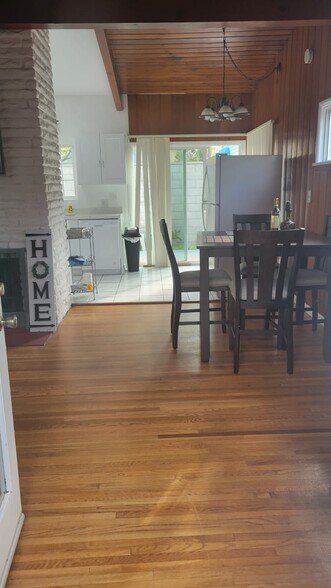 Building Photo - 1430 Manhattan Beach Blvd