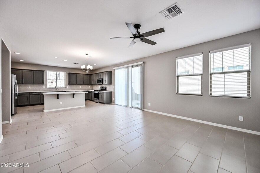 Building Photo - 3817 N 100th Dr
