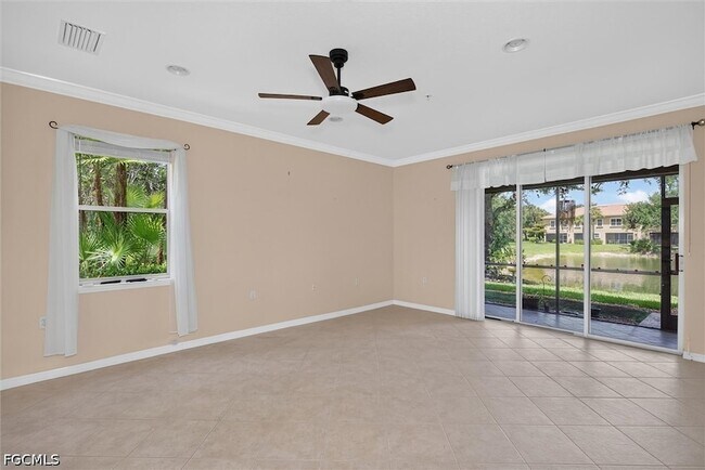 Building Photo - 3241 Cottonwood Bend