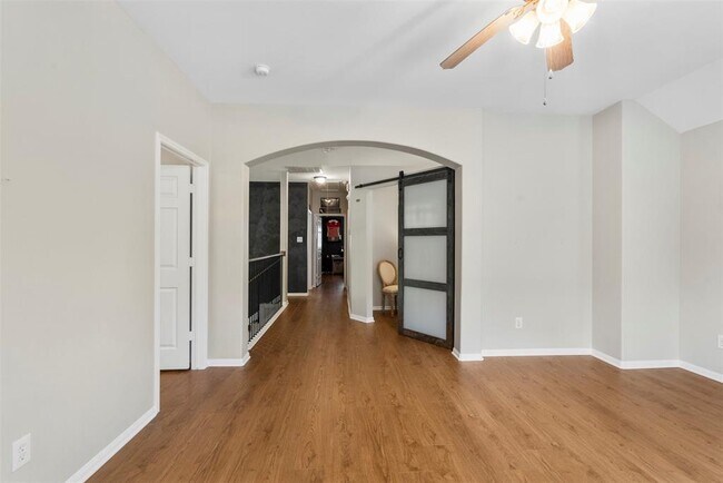 Building Photo - 1318 Wealden Forest Dr