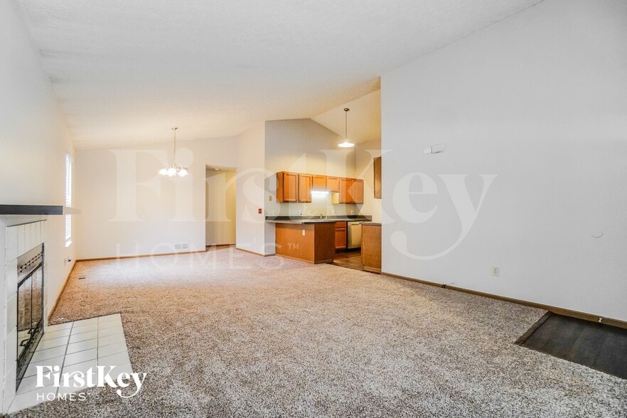 Building Photo - 1634 Golden Cloud Ln