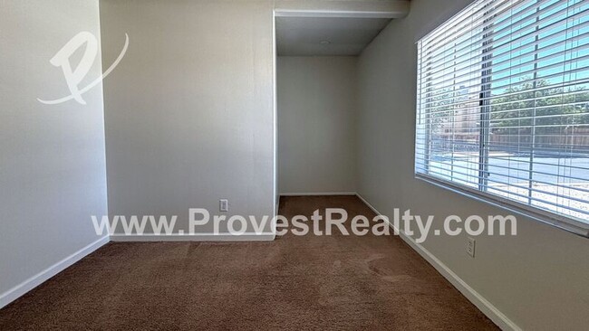 Building Photo - 13496 Vail Cir
