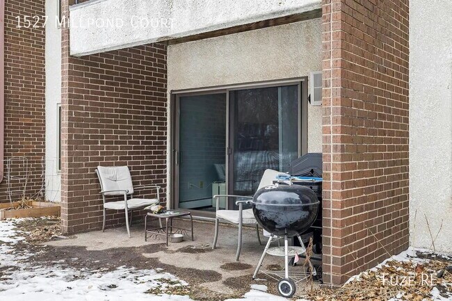 Building Photo - 1527 Millpond Ct