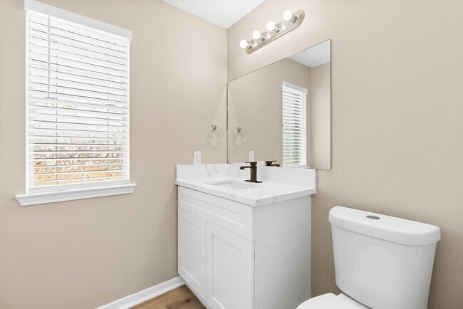 Building Photo - 19222 Wading River Dr