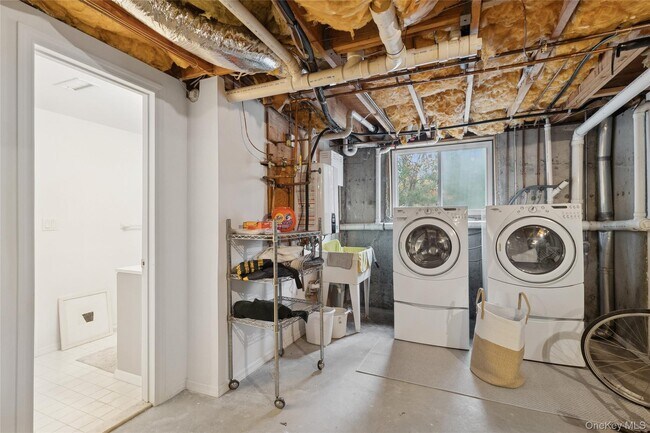 Building Photo - 17 Lyme Ln