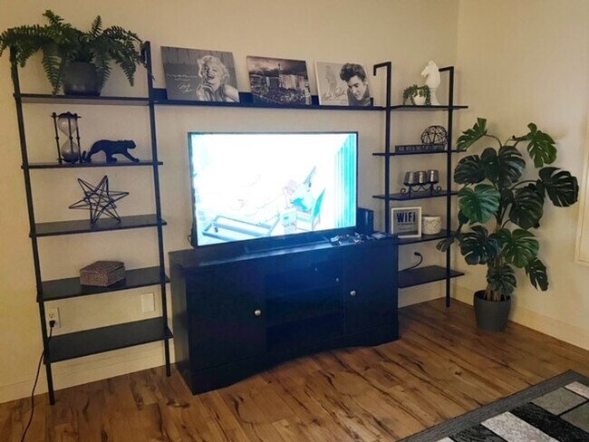 Building Photo - SUMMERLIN CONDO-FULLY FURNISHED, ALL UTILITIES INCLUDED!