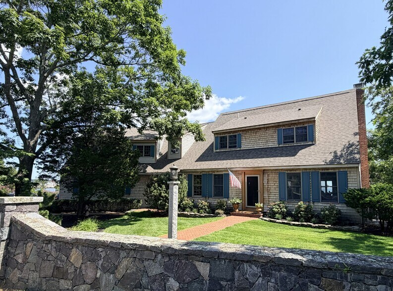 Streetside Main Entrance - 106 Beach Hill Rd