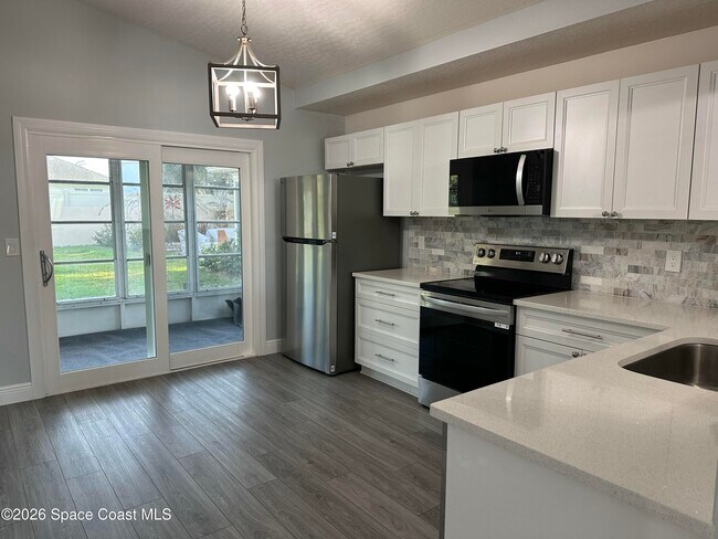 Building Photo - 976 S Fork Cir