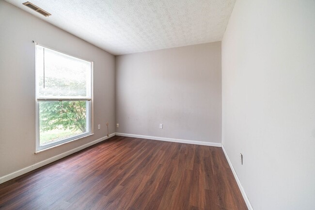 Building Photo - 2755-2759 Independence Way