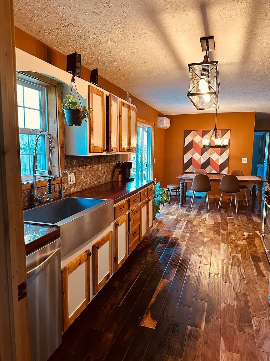 Building Photo - 2943 N Reynolds Rd