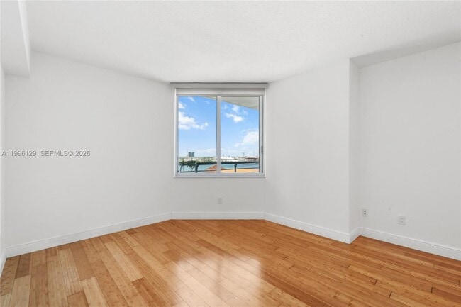 Building Photo - 335 S Biscayne Blvd