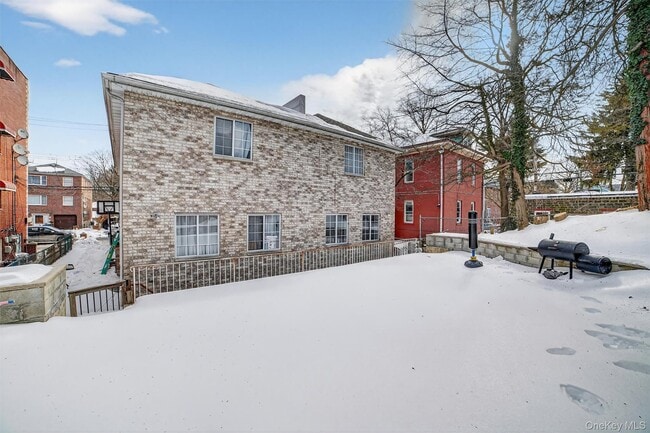 Building Photo - 4297 Kepler Ave