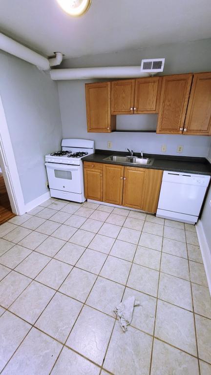 Building Photo - 54 W Dodridge St