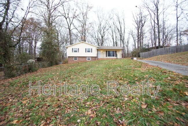 Building Photo - 6209 Bryan Ln