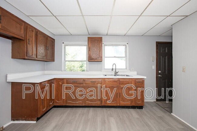 Building Photo - 16905 Palda Dr