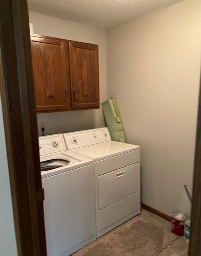 Building Photo - 3 bedroom 2 bathroom Condo Near Downtown Sanford!