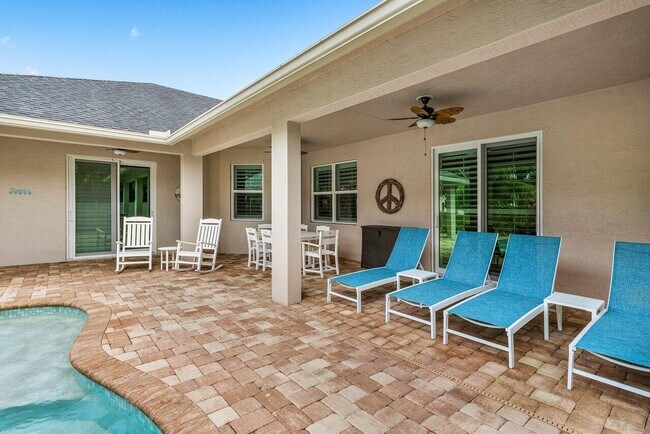 Building Photo - 2999 Dovedale Ct