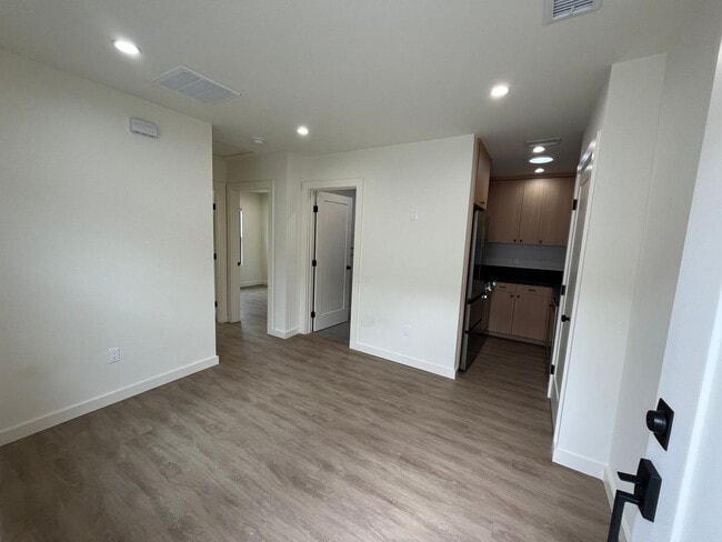 Building Photo - 1059 Turquoise St