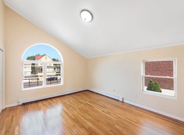 Building Photo - 182 Highland Blvd
