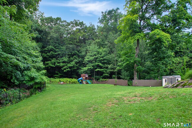 Building Photo - 128 Knollwood Dr