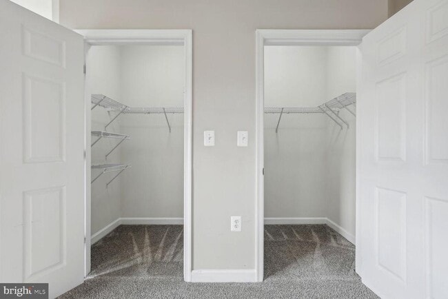 Building Photo - 42379 Goldenseal Square