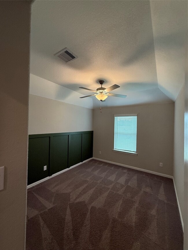 Building Photo - 1562 Ancient Oak Ln