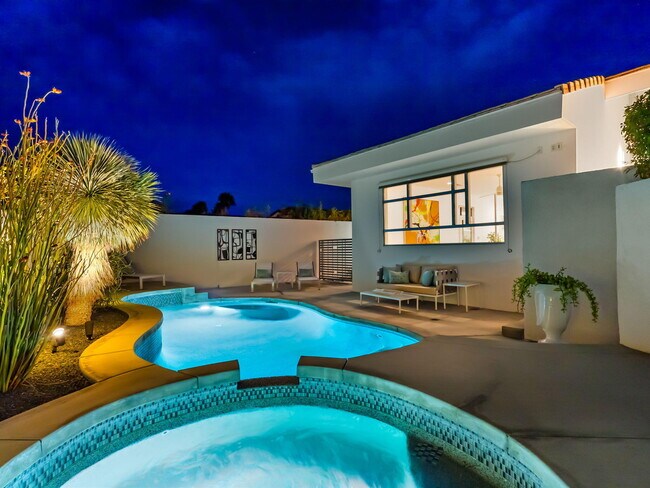 Building Photo - 48674 Vista Viejo Dr