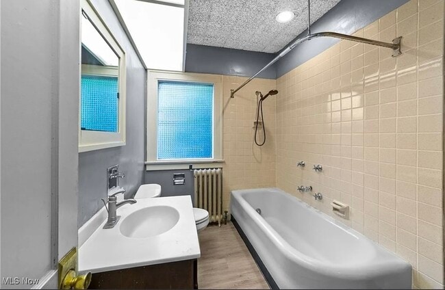 Building Photo - 14724 Clifton Blvd